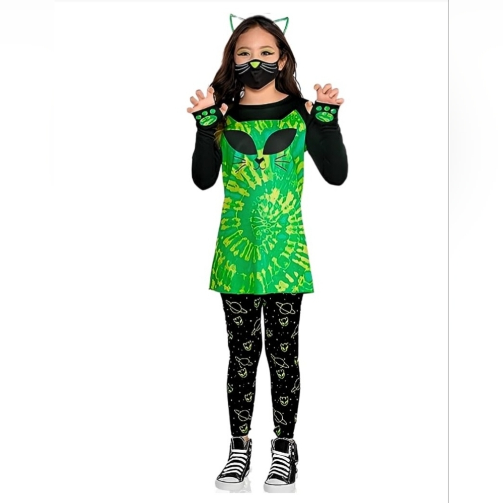NWT Cosmic Kittt Costume Size M 8-10